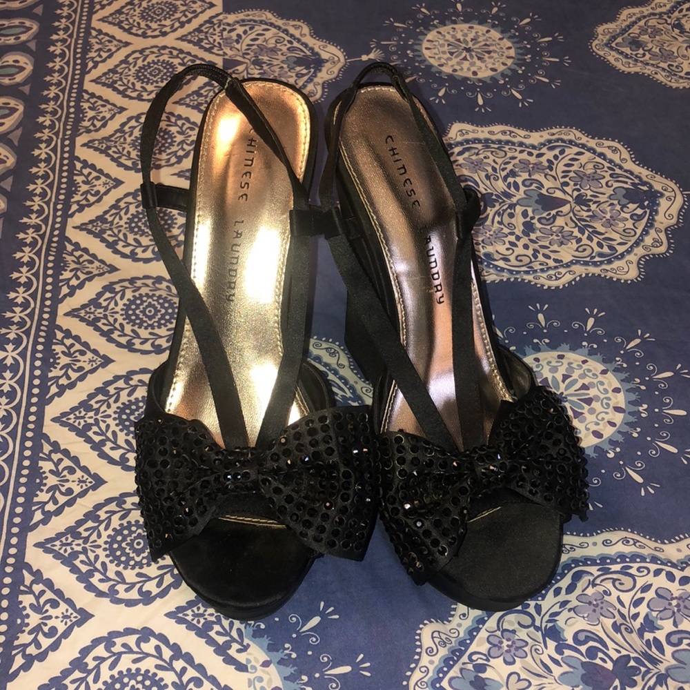 Chinese Laundry Black Satin Wedges
